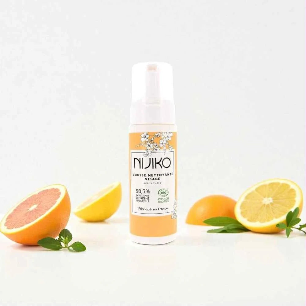 Mousse Nettoyante Visage Bio pour Peau Grasse