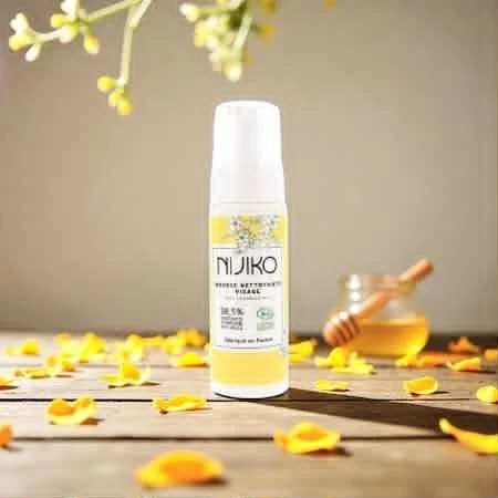 Mousse Nettoyante Visage Bio pour Peau Sensible